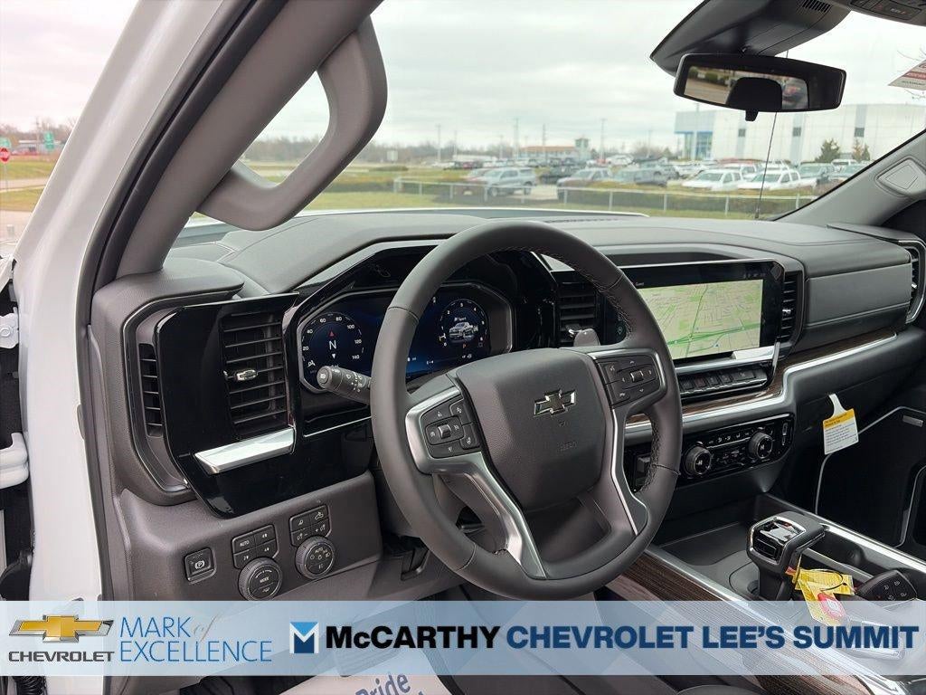 2026 Chevrolet Silverado 1500 Crew Cab Short Box 4-Wheel Drive RST