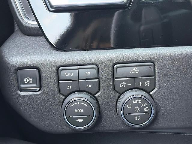 2026 Chevrolet Silverado 1500 Crew Cab Short Box 4-Wheel Drive LT Trail Boss