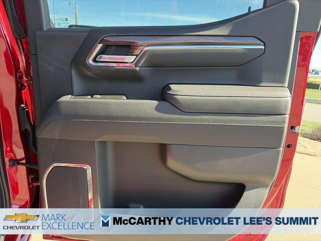 2026 Chevrolet Silverado 1500 Crew Cab Short Box 4-Wheel Drive LT Trail Boss