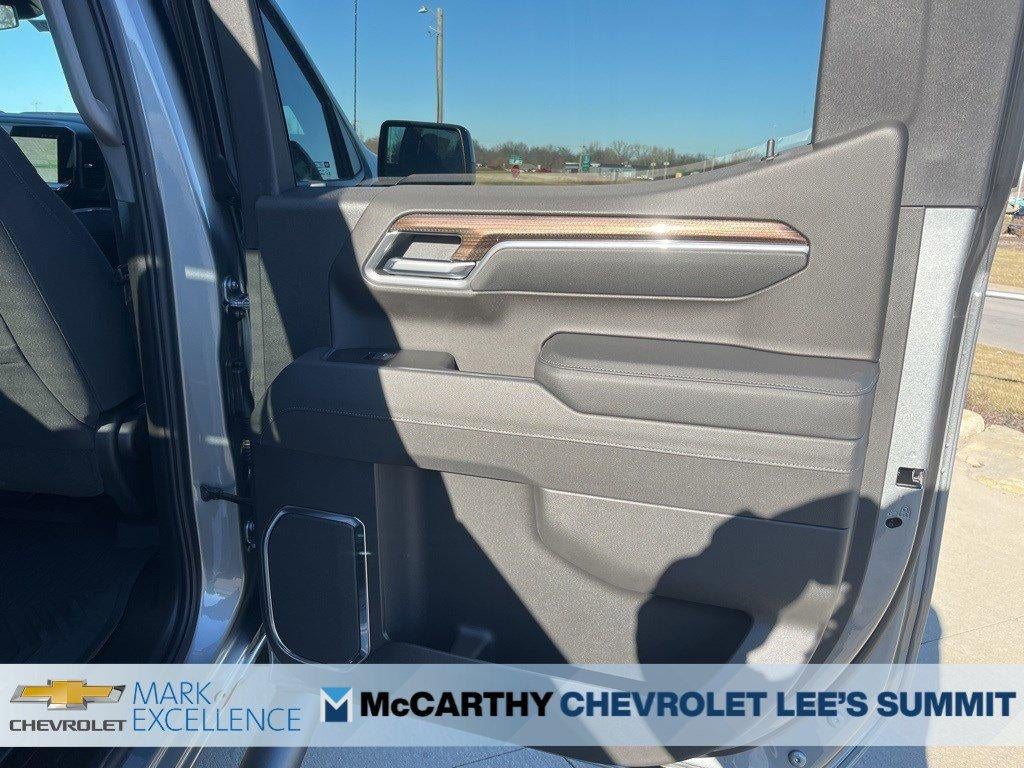 2026 Chevrolet Silverado 1500 Crew Cab Short Box 4-Wheel Drive LT Trail Boss