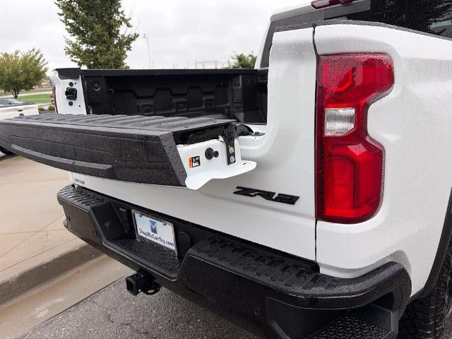 2026 Chevrolet Silverado 1500 Crew Cab Short Box 4-Wheel Drive ZR2
