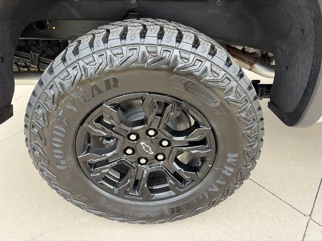 2026 Chevrolet Silverado 1500 Crew Cab Short Box 4-Wheel Drive ZR2
