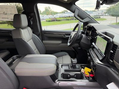 2026 Chevrolet Silverado 1500 Crew Cab Short Box 4-Wheel Drive ZR2