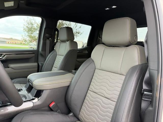 2026 Chevrolet Silverado 1500 Crew Cab Short Box 4-Wheel Drive ZR2
