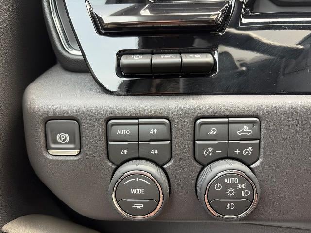 2026 Chevrolet Silverado 1500 Crew Cab Short Box 4-Wheel Drive ZR2