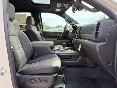 2026 Chevrolet Silverado 1500 Crew Cab Short Box 4-Wheel Drive ZR2