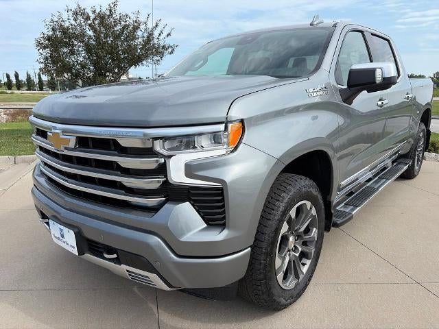 2026 Chevrolet Silverado 1500 Crew Cab Short Box 4-Wheel Drive High Country