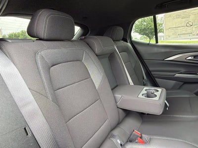 2026 Chevrolet Equinox EV 4dr LT1 w/PCY