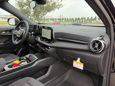 2027 Chevrolet Equinox FWD LT
