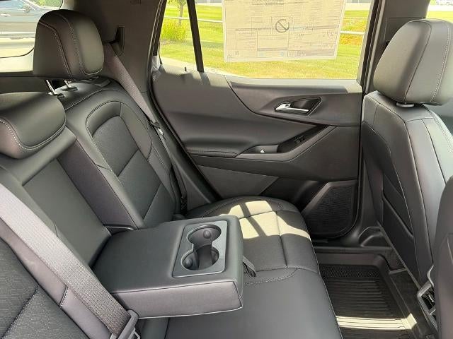 2027 Chevrolet Equinox FWD LT