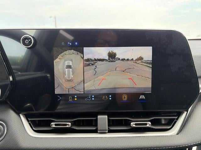 2027 Chevrolet Equinox AWD LT