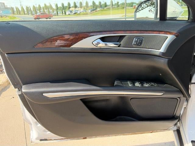 2015 Lincoln MKZ Base