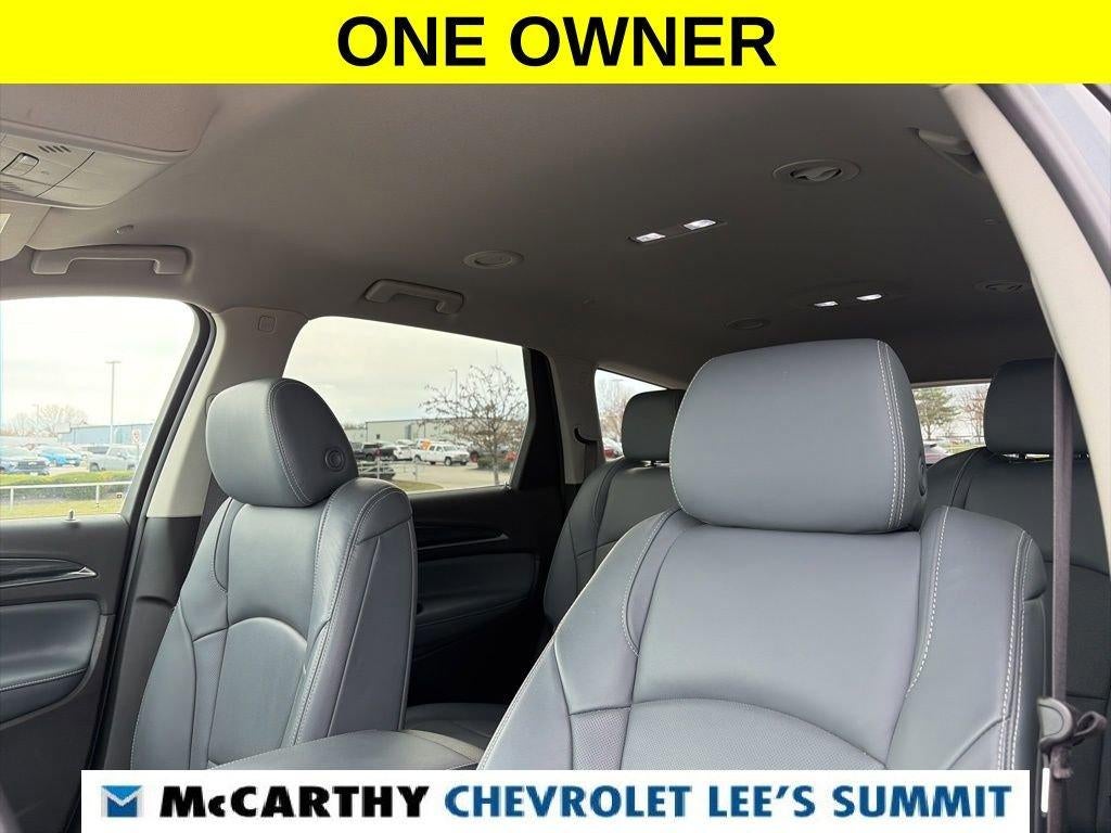 2021 Buick Enclave Essence