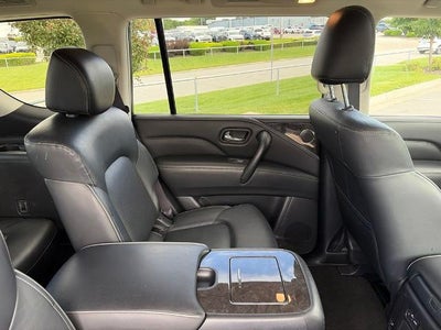 2024 INFINITI QX80 LUXE