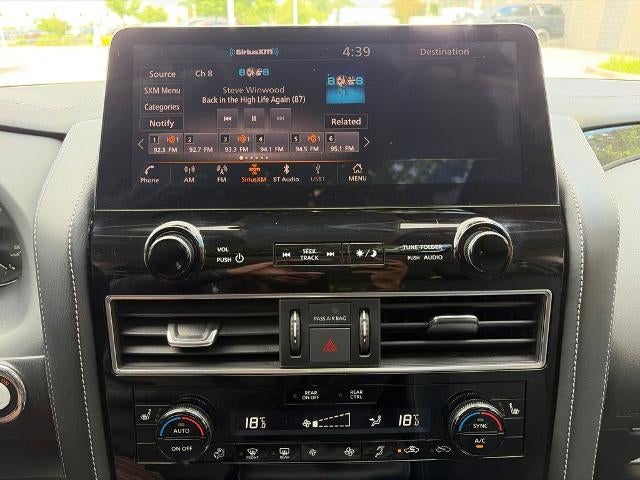 2024 INFINITI QX80 LUXE