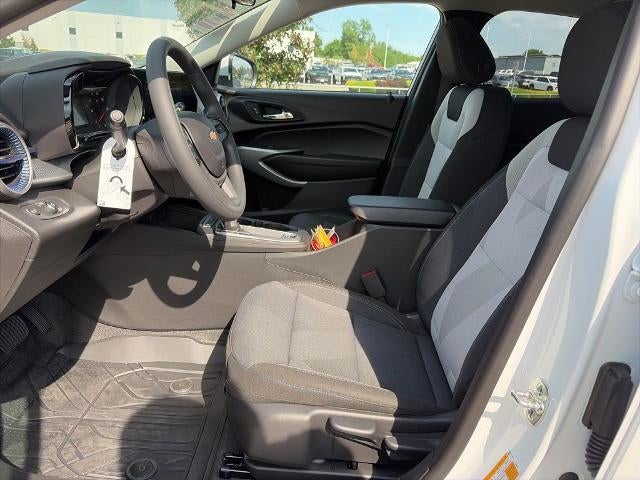 2026 Chevrolet Trax FWD 4dr LS