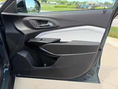 2026 Chevrolet Trax FWD 4dr LT