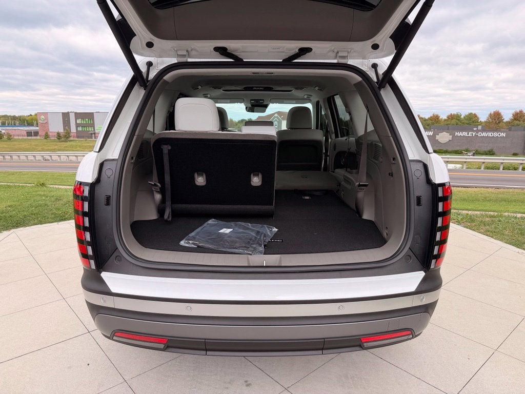 2026 Hyundai Palisade Hybrid SEL Premium 8 Passenger