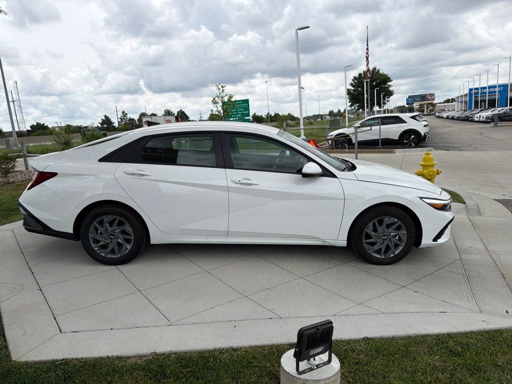 2026 Hyundai Elantra Hybrid Blue
