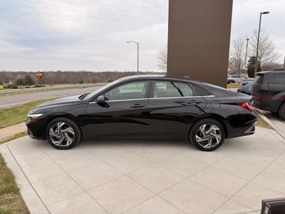 2025 Hyundai Elantra Limited