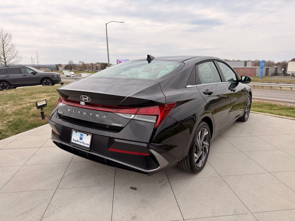 2025 Hyundai Elantra Limited