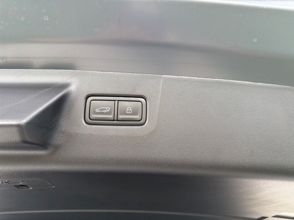 2027 Hyundai Santa Fe SE