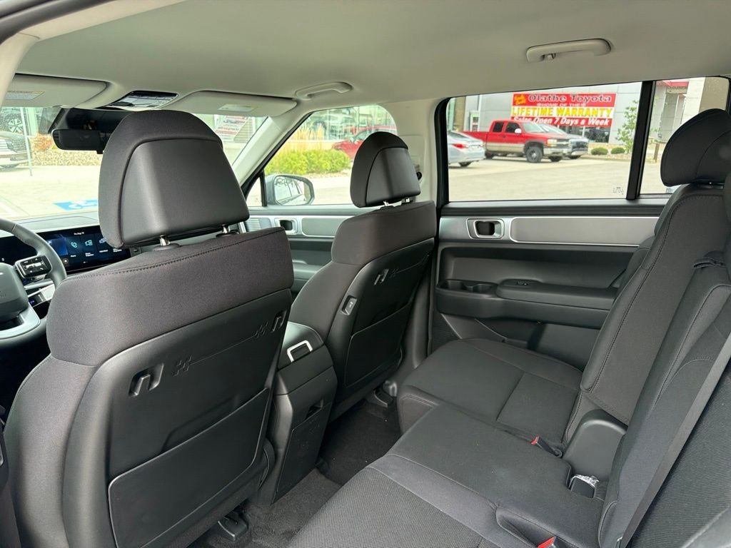 2027 Hyundai Santa Fe SE