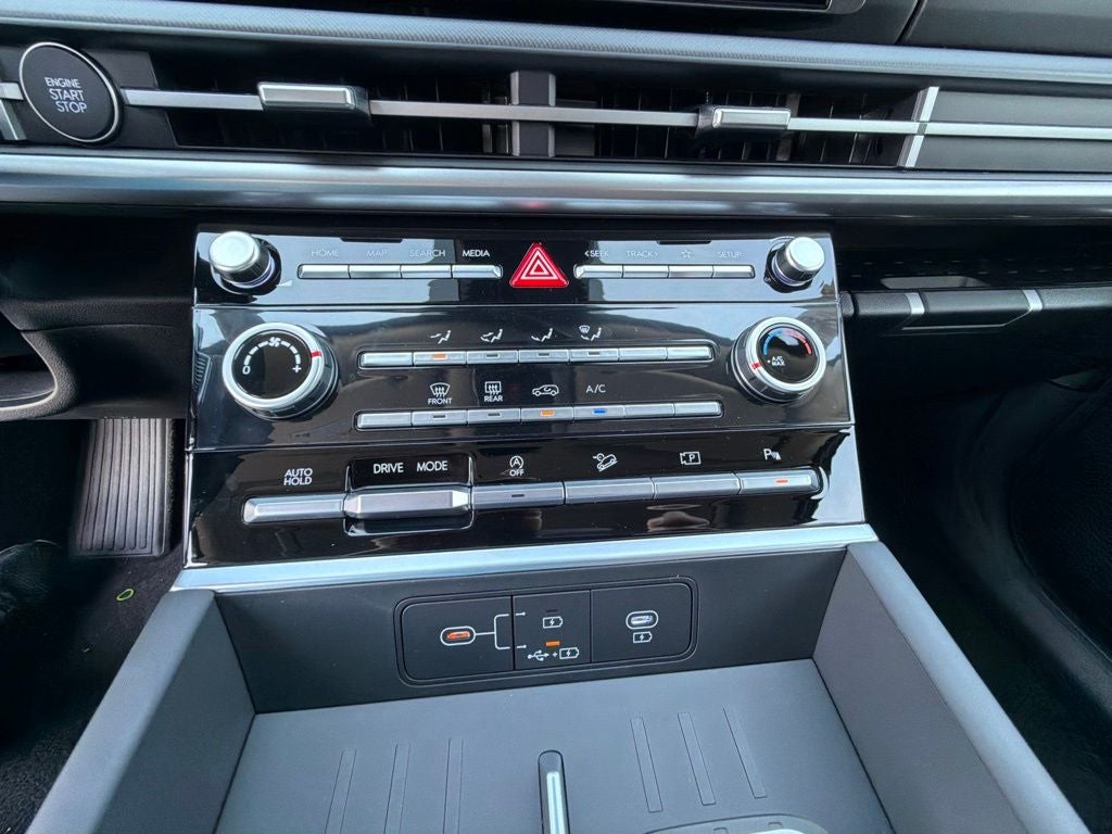 2027 Hyundai Santa Fe SE