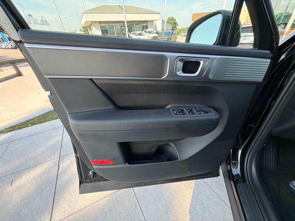 2027 Hyundai Santa Fe SE