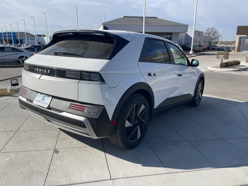 2026 Hyundai IONIQ 5 SE