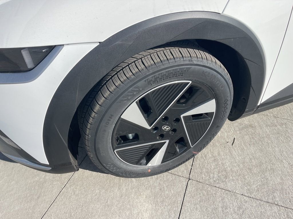 2026 Hyundai IONIQ 5 SE