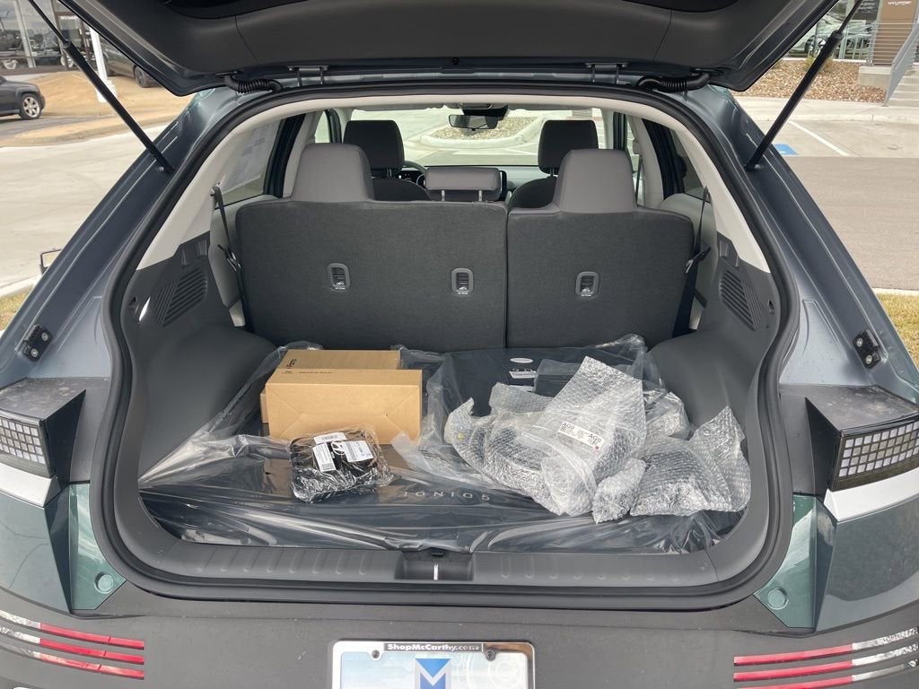 2026 Hyundai IONIQ 5 SE