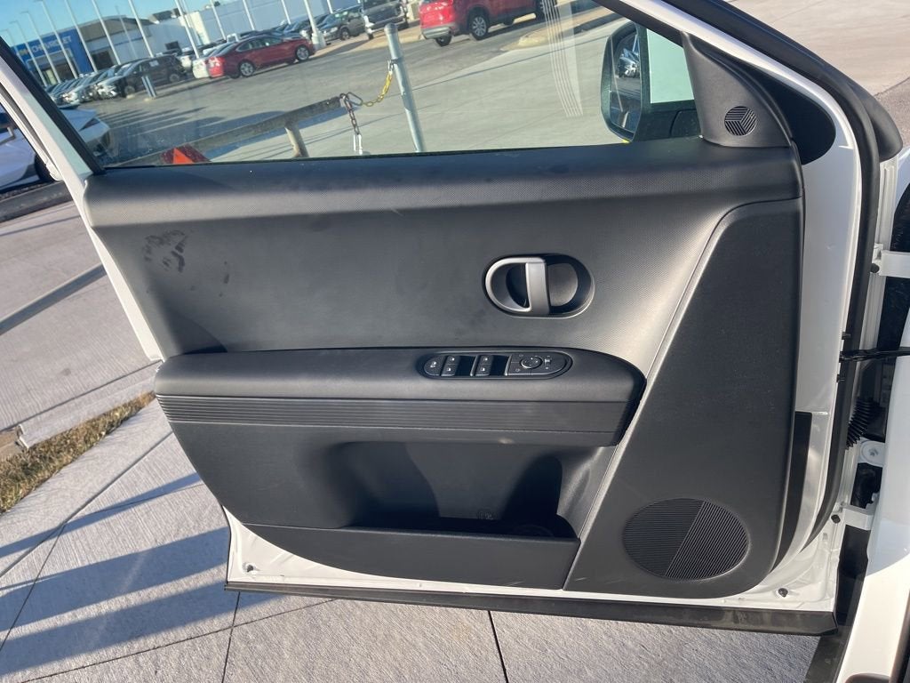 2026 Hyundai IONIQ 5 SE