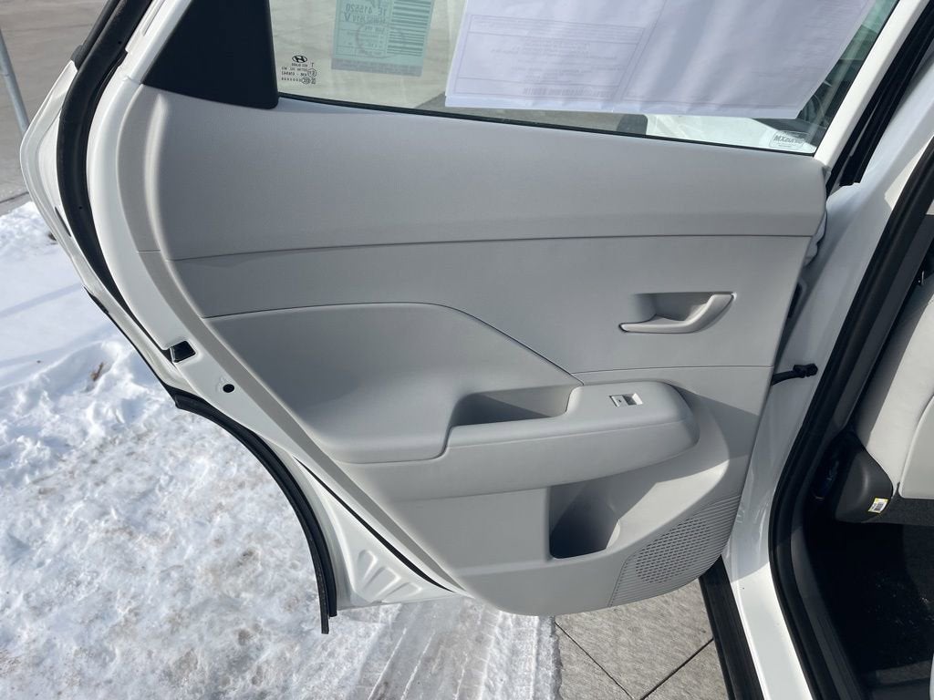 2026 Hyundai Kona SE