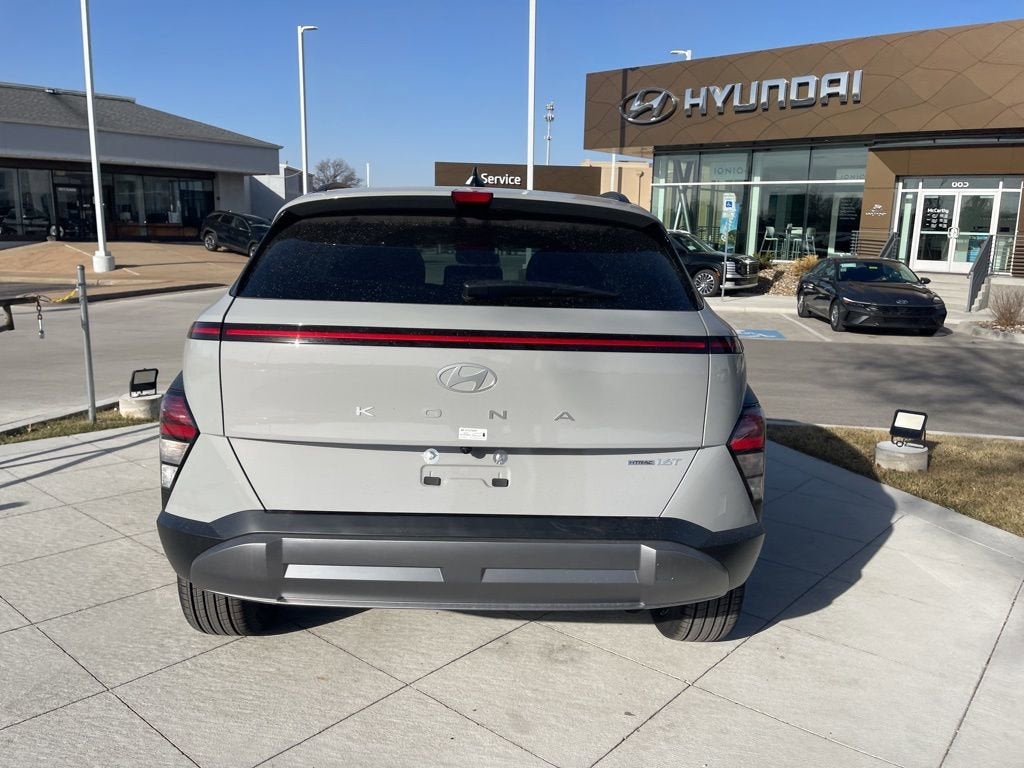 2026 Hyundai Kona SEL Premium
