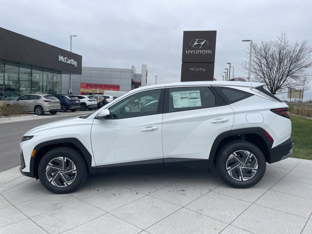 2026 Hyundai Tucson Hybrid Blue SE