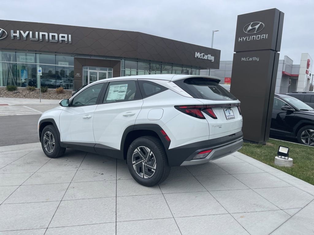 2026 Hyundai Tucson Hybrid Blue SE