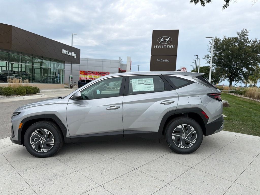 2026 Hyundai Tucson Hybrid Blue SE