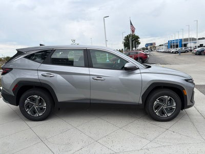 2026 Hyundai Tucson Hybrid Blue SE