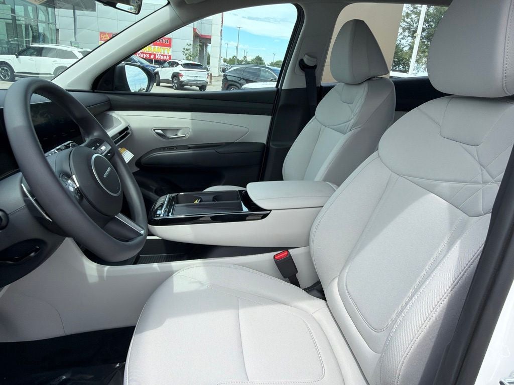 2026 Hyundai Tucson Hybrid Blue SE