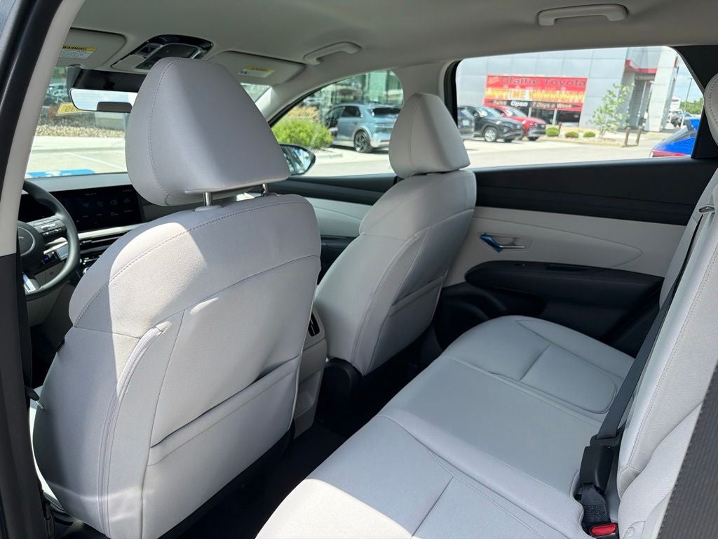 2026 Hyundai Tucson Hybrid Blue SE