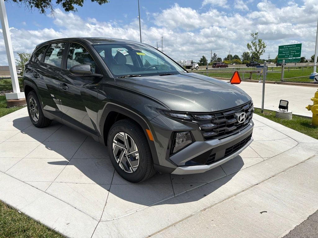 2026 Hyundai Tucson Hybrid Blue SE
