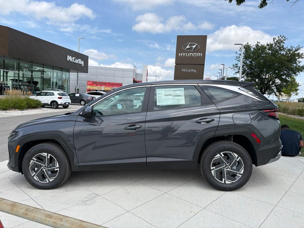 2026 Hyundai Tucson Hybrid Blue SE