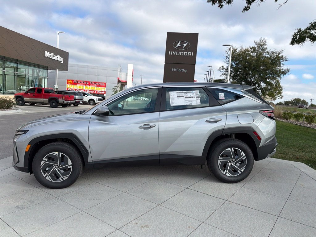 2026 Hyundai Tucson Hybrid Blue SE