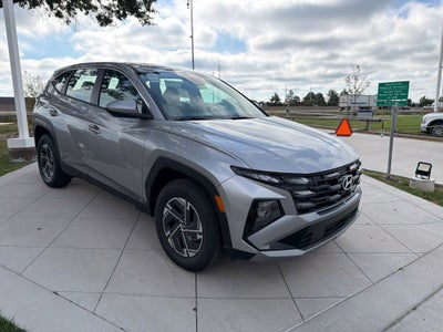 2026 Hyundai Tucson Hybrid Blue SE