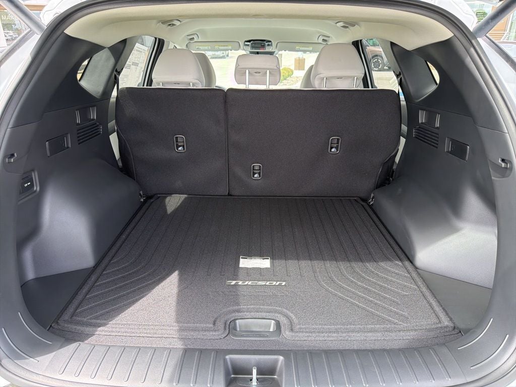 2026 Hyundai Tucson Hybrid SEL