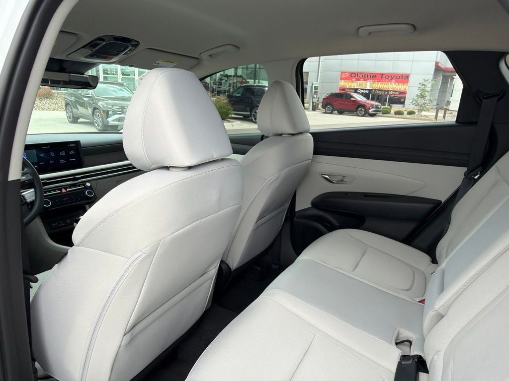 2026 Hyundai Tucson Hybrid SEL