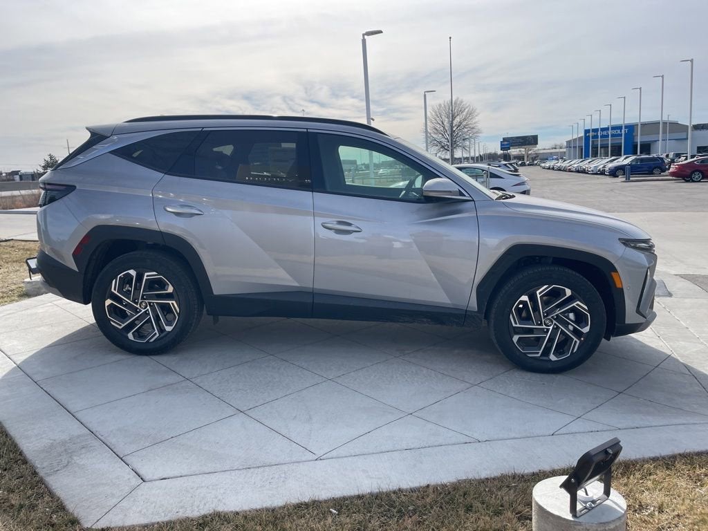 2026 Hyundai Tucson Hybrid Limited