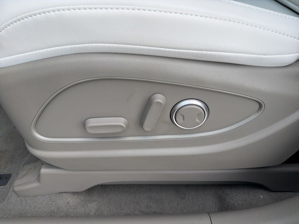 2026 Hyundai Palisade Hybrid Blue SEL 7 Passenger