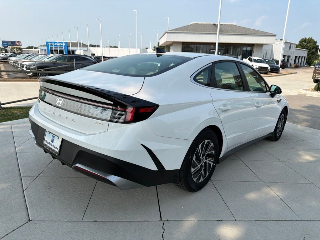 2026 Hyundai Sonata Hybrid Blue